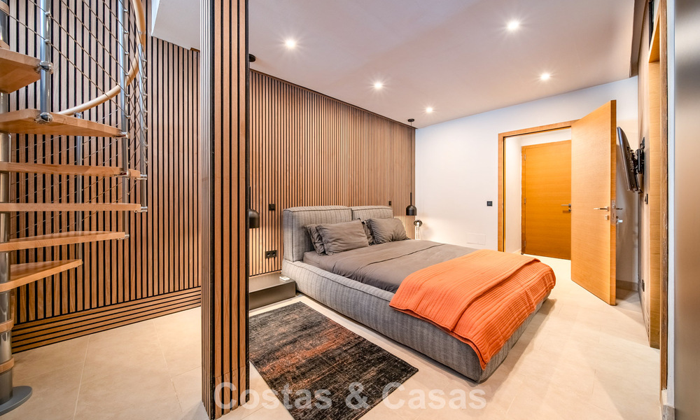 Luxuriously renovated villa for sale just a stone’s throw from the golf course in Guadalmina Alta, Marbella 795868