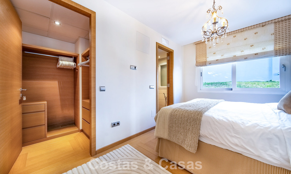 Luxuriously renovated villa for sale just a stone’s throw from the golf course in Guadalmina Alta, Marbella 795874