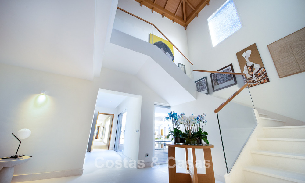 Luxuriously renovated villa for sale just a stone’s throw from the golf course in Guadalmina Alta, Marbella 795877