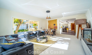 Luxuriously renovated villa for sale just a stone’s throw from the golf course in Guadalmina Alta, Marbella 795880 
