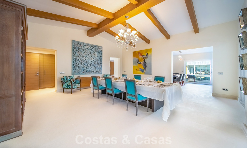 Luxuriously renovated villa for sale just a stone’s throw from the golf course in Guadalmina Alta, Marbella 795892