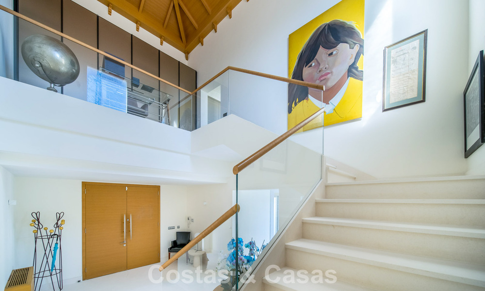 Luxuriously renovated villa for sale just a stone’s throw from the golf course in Guadalmina Alta, Marbella 795905