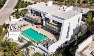 High-end modern villa with panoramic views for sale on the New Golden Mile between Puerto Banús and Estepona 795750 