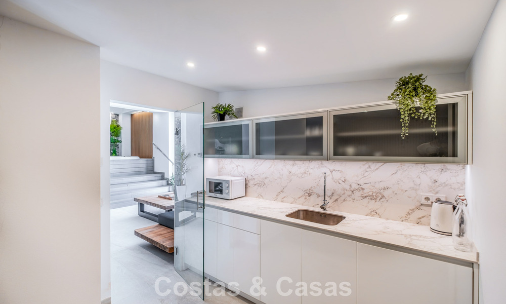 High-end modern villa with panoramic views for sale on the New Golden Mile between Puerto Banús and Estepona 795759