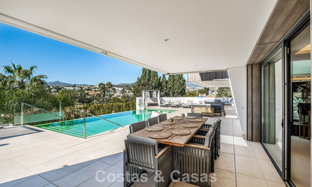 High-end modern villa with panoramic views for sale on the New Golden Mile between Puerto Banús and Estepona 795773