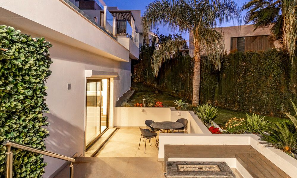 High-end modern villa with panoramic views for sale on the New Golden Mile between Puerto Banús and Estepona 795779