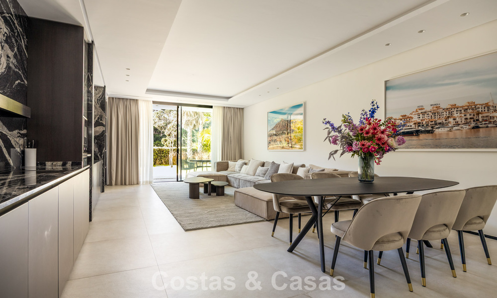 Spectacular contemporary luxury villa for sale with sea view in El Madroñal, Marbella - Benahavís 796247