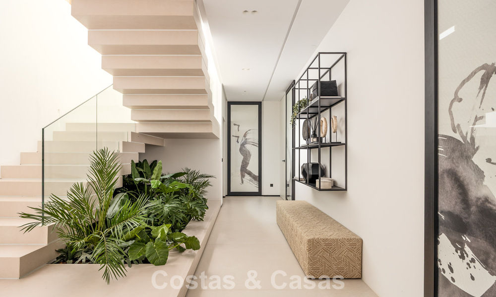 Spectacular contemporary luxury villa for sale with sea view in El Madroñal, Marbella - Benahavís 796249