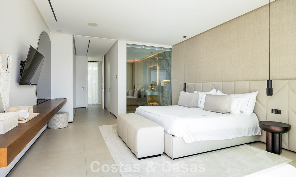 Spectacular contemporary luxury villa for sale with sea view in El Madroñal, Marbella - Benahavís 796263