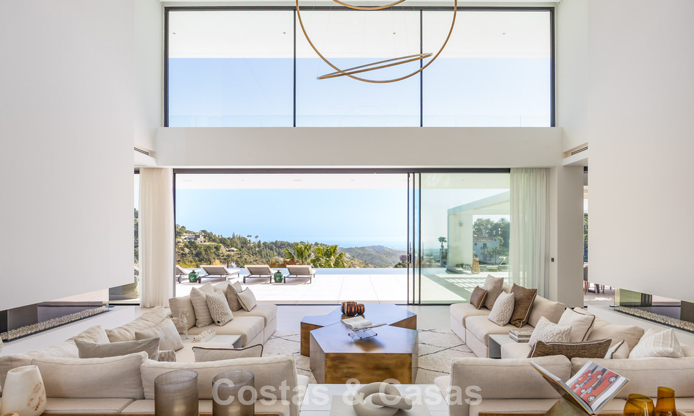 Spectacular contemporary luxury villa for sale with sea view in El Madroñal, Marbella - Benahavís 796276