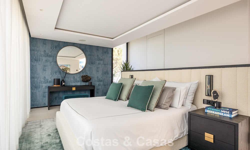 Spectacular contemporary luxury villa for sale with sea view in El Madroñal, Marbella - Benahavís 796277