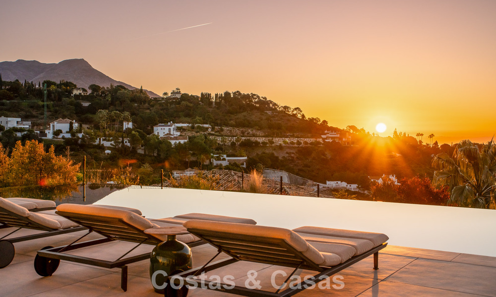 Spectacular contemporary luxury villa for sale with sea view in El Madroñal, Marbella - Benahavís 796301