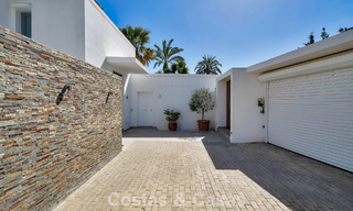 Modern renovated Andalusian villa with sea and mountain views for sale in Nueva Andalucía, Marbella 796159 