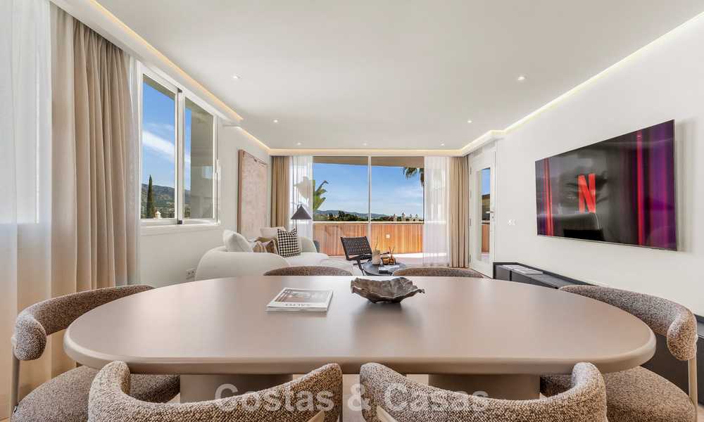 Modern renovated apartment with spacious terrace for sale with panoramic views in Nueva Andalucía, Marbella 796064