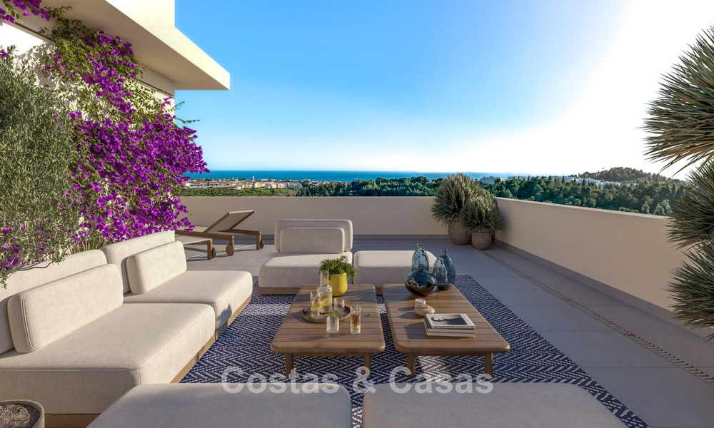 Modern luxury new-build apartments for sale with sea views in Mijas Costa, Costa del Sol 796015