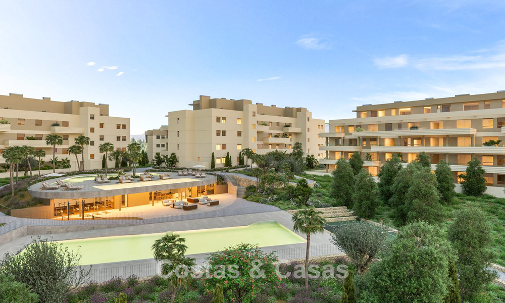 Modern luxury new-build apartments for sale with sea views in Mijas Costa, Costa del Sol 796019
