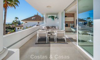 Exclusive duplex penthouse with a modern and light interior for sale in a gated complex on the Golden Mile, Marbella 796389 