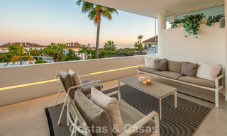 Exclusive duplex penthouse with a modern and light interior for sale in a gated complex on the Golden Mile, Marbella 796423 