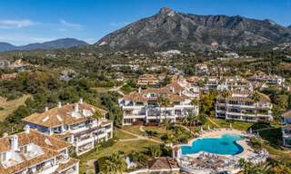 Exclusive duplex penthouse with a modern and light interior for sale in a gated complex on the Golden Mile, Marbella 796432 
