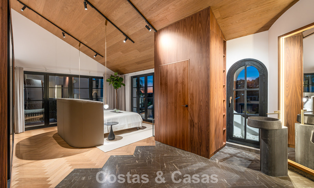 Exclusive architectural villa with panoramic golf and sea views for sale in Nueva Andalucia, Marbella 796345