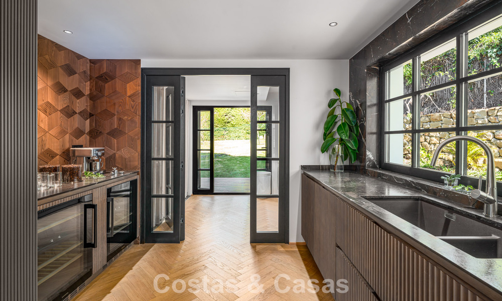 Exclusive architectural villa with panoramic golf and sea views for sale in Nueva Andalucia, Marbella 796353