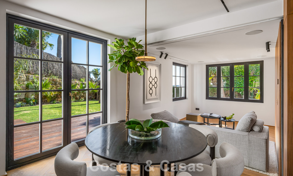 Exclusive architectural villa with panoramic golf and sea views for sale in Nueva Andalucia, Marbella 796355