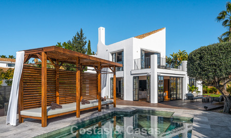 Exclusive architectural villa with panoramic golf and sea views for sale in Nueva Andalucia, Marbella 796360