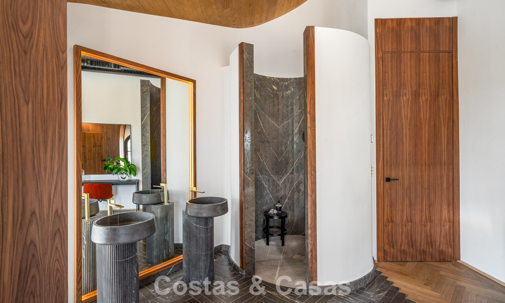 Exclusive architectural villa with panoramic golf and sea views for sale in Nueva Andalucia, Marbella 796367