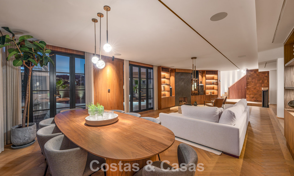 Exclusive architectural villa with panoramic golf and sea views for sale in Nueva Andalucia, Marbella 796384