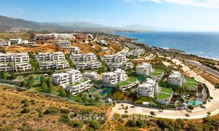 Contemporary luxury apartments with sea views for sale in a new development between Marbella and Sotogrande, Costa del Sol 796321 