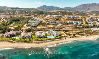 Contemporary luxury apartments with sea views for sale in a new development between Marbella and Sotogrande, Costa del Sol 796322 