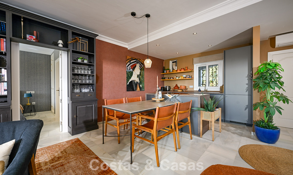 Exclusive frontline beach apartment with panoramic sea views for sale in Estepona town centre 795967