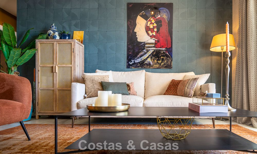 Exclusive frontline beach apartment with panoramic sea views for sale in Estepona town centre 795990