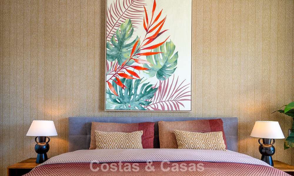 Exclusive frontline beach apartment with panoramic sea views for sale in Estepona town centre 795991