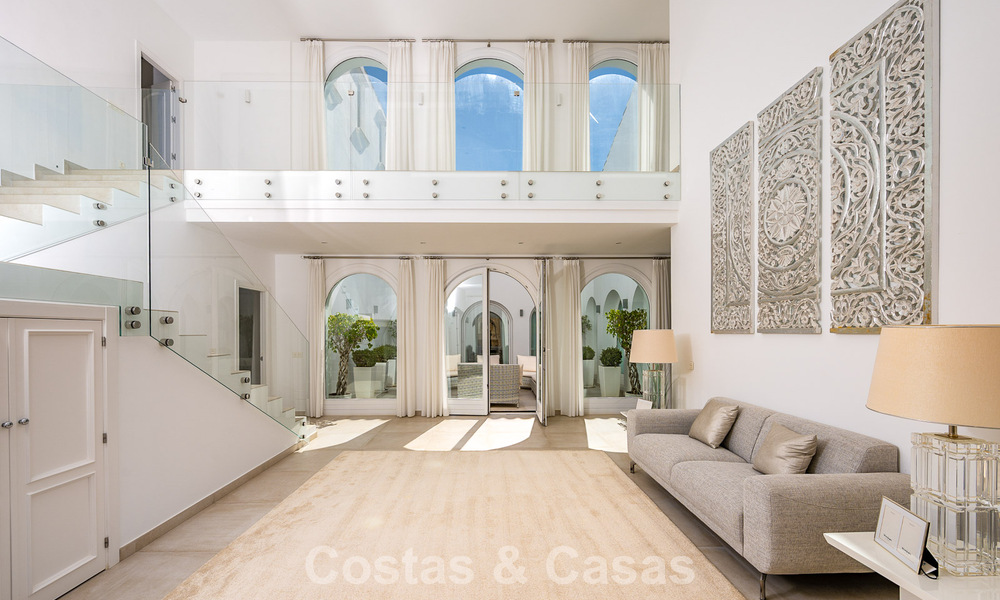Majestic, modernly renovated villa with panoramic sea views for sale on a generous plot east of Marbella centre 796639