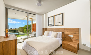 High-quality ground-floor apartment with private garden and pool for sale in Fuengirola, Costa del Sol 796567 