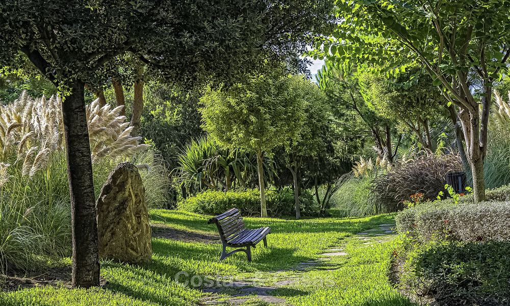 High-quality ground-floor apartment with private garden and pool for sale in Fuengirola, Costa del Sol 796764