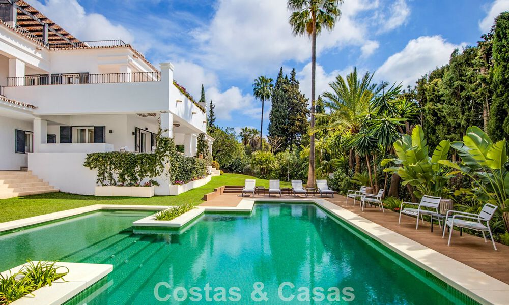 Elegant luxury villa with absolute privacy for sale on Marbella’s Golden Mile 796650