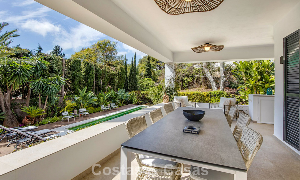 Elegant luxury villa with absolute privacy for sale on Marbella’s Golden Mile 796653