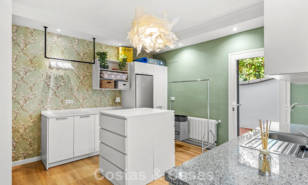 Elegant luxury villa with absolute privacy for sale on Marbella’s Golden Mile 796661