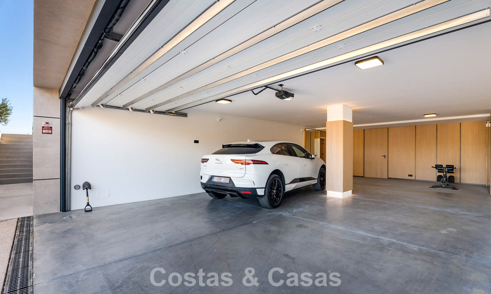 Brand-new, state-of-the-art modern villa for sale near a golf resort in Mijas, Costa del Sol 796673