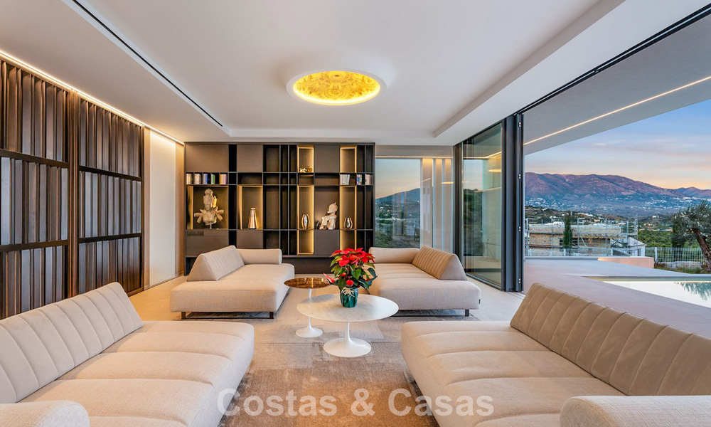 Brand-new, state-of-the-art modern villa for sale near a golf resort in Mijas, Costa del Sol 796690