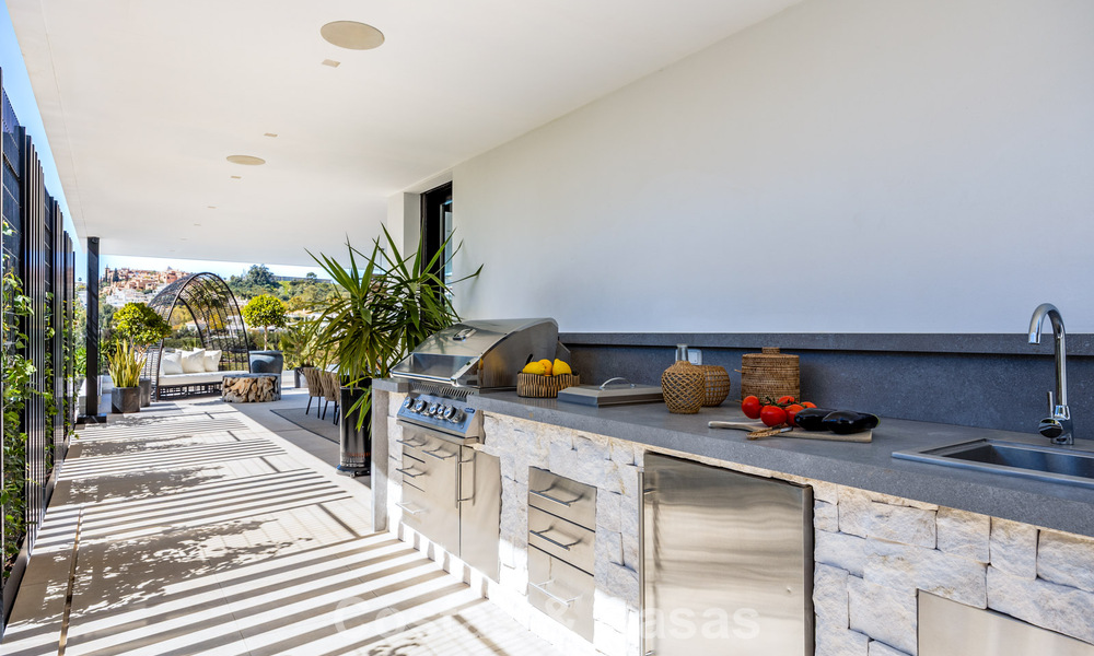 Advanced luxury frontline golf villa for sale in nueva andalucía’s golf valley, Marbella 796706