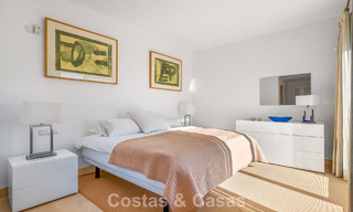 Luxurious duplex penthouse for sale in a gated complex in nueva andalucía’s golf valley, Marbella 796734 