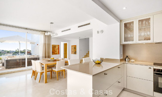 Luxurious duplex penthouse for sale in a gated complex in nueva andalucía’s golf valley, Marbella 796739 