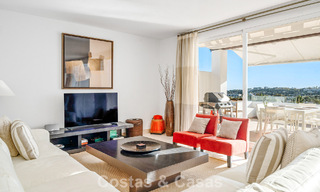 Luxurious duplex penthouse for sale in a gated complex in nueva andalucía’s golf valley, Marbella 796740 