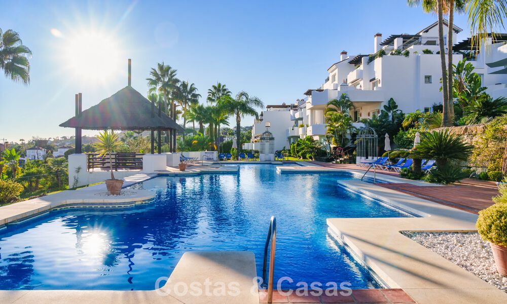 Luxurious duplex penthouse for sale in a gated complex in nueva andalucía’s golf valley, Marbella 796753