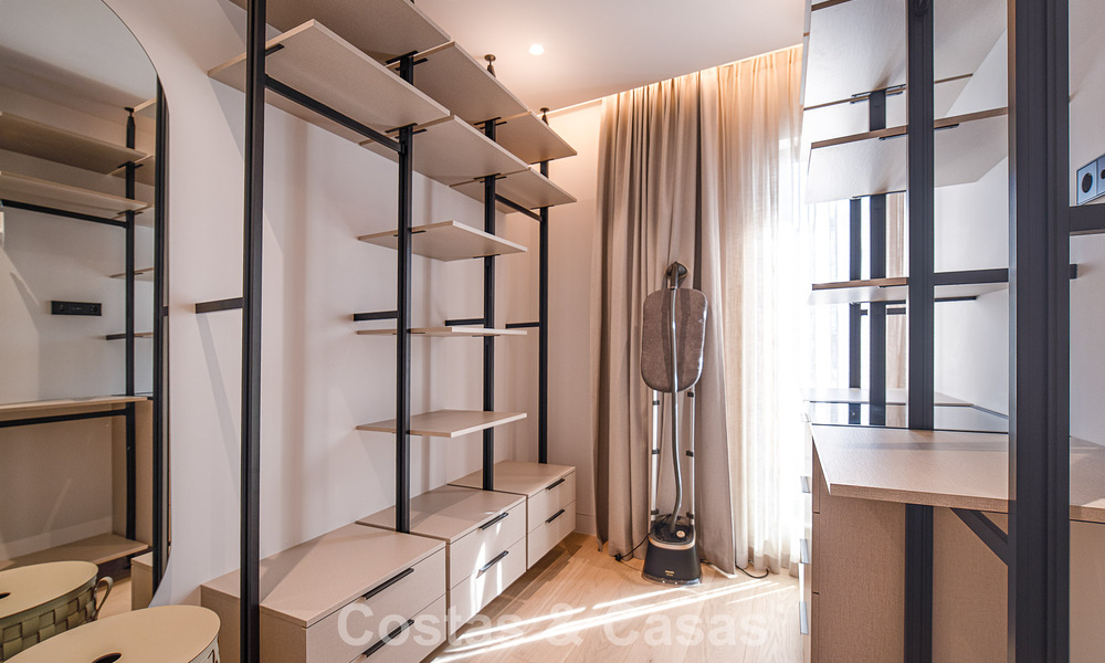 Exclusive, modern luxury villa for sale within walking distance to the beach in Eastern Marbella 796888