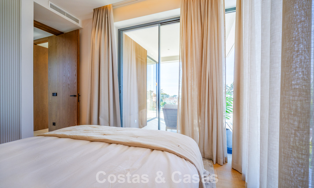Exclusive, modern luxury villa for sale within walking distance to the beach in Eastern Marbella 796890