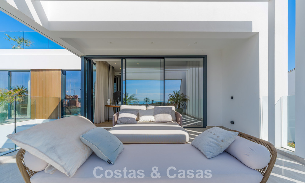 Exclusive, modern luxury villa for sale within walking distance to the beach in Eastern Marbella 796897